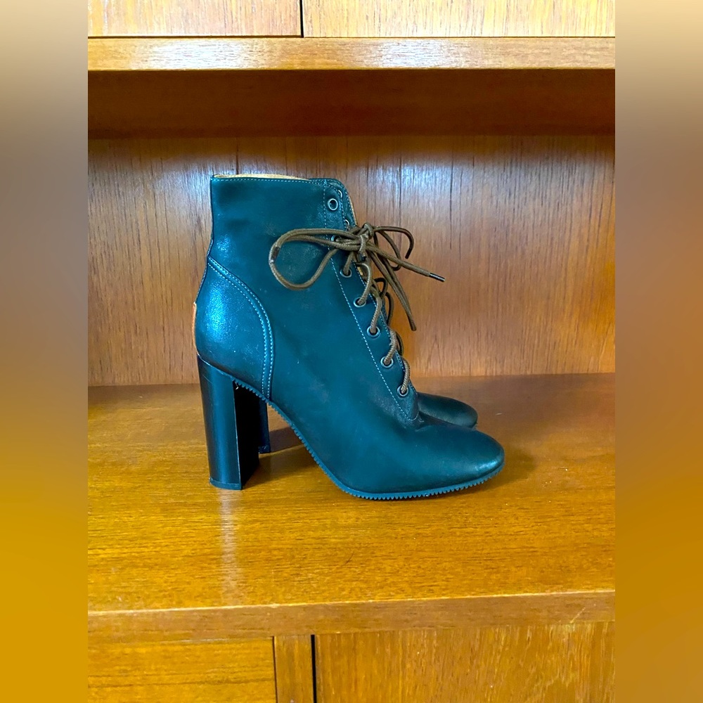 Chloé leather heeled ankle boots